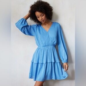 Lauren Conrad Blue Floral Jacquard Wrap Dress Long Sleeve Smocked Waist Tiered M